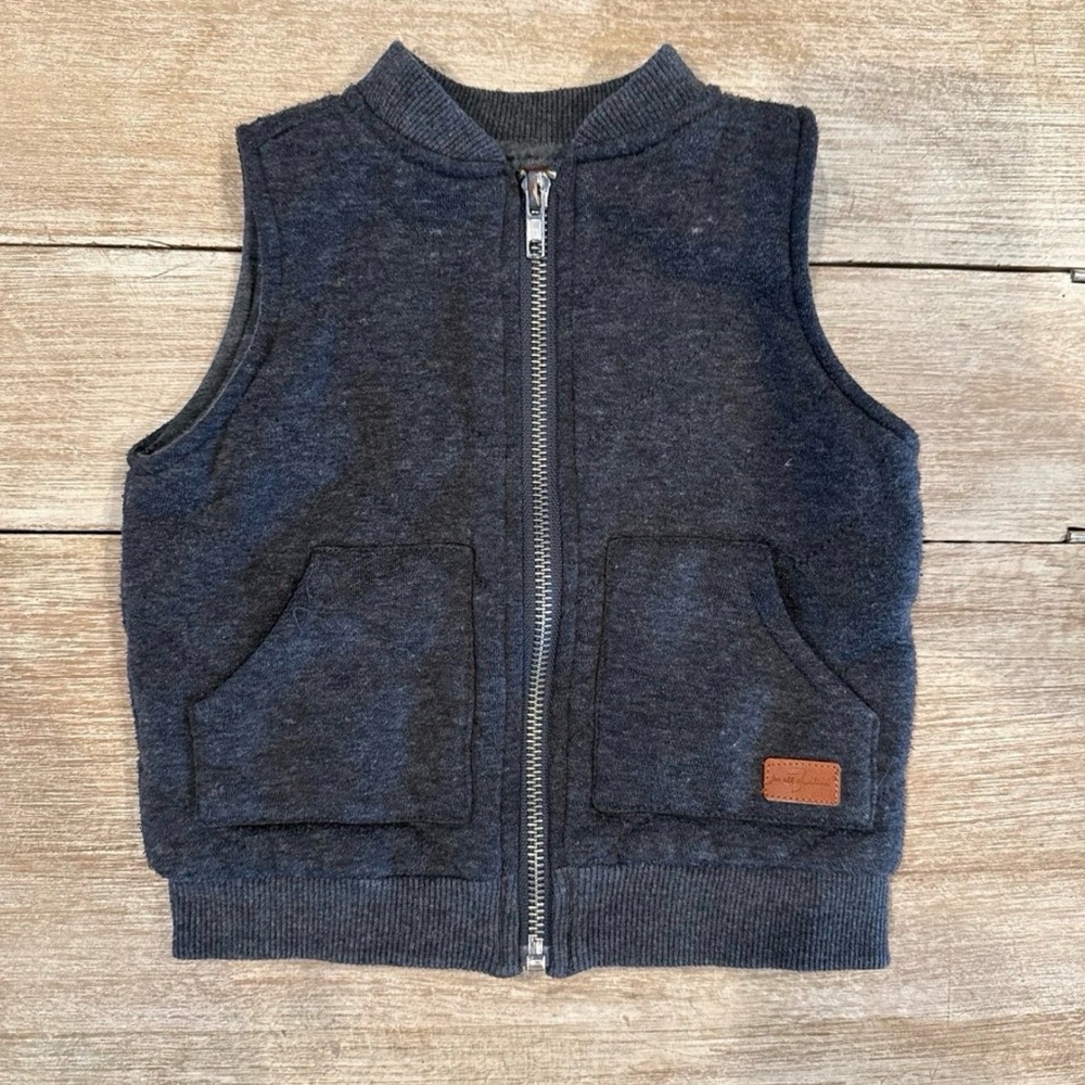Dark Gray Zip-Up Vest